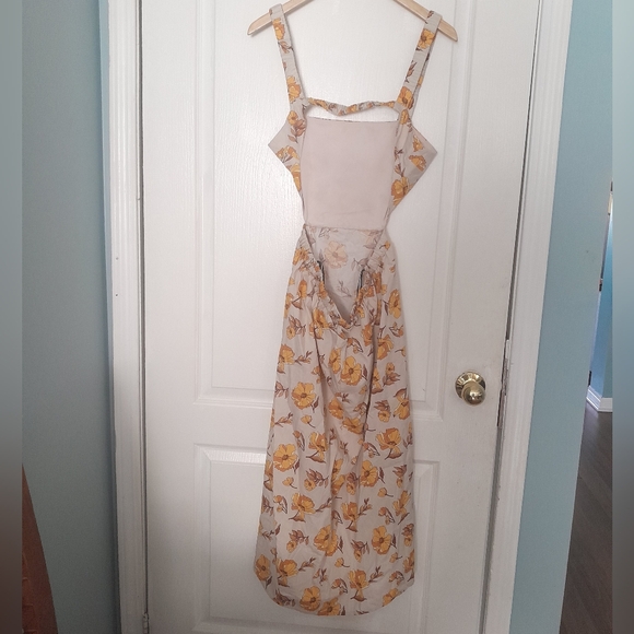 F21 Floral Yellow Dress - Picture 4 of 5